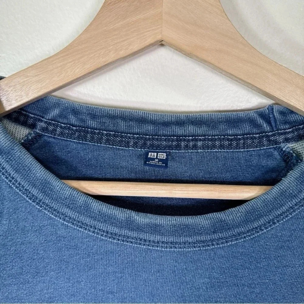 Uniqlo Womens Size Medium Crew Neck Indigo  Dye Sweatshirt - Picture 10 of 14